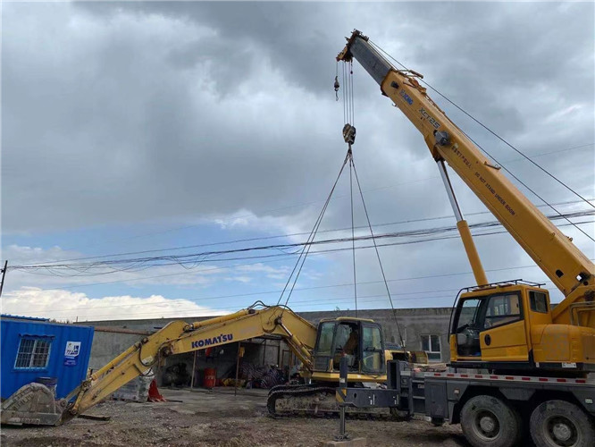 顺平县25吨吊车的工作半径是多少？