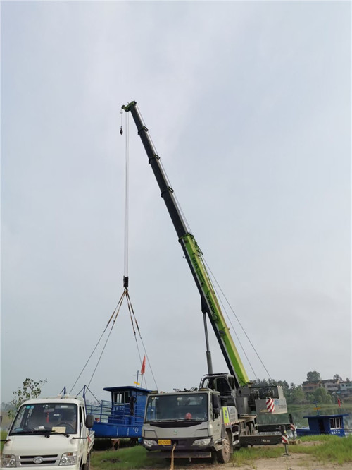 顺平县桥梁建设吊装案例